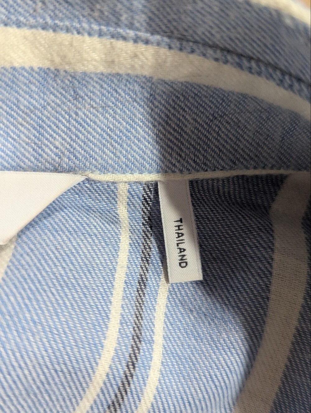 Foxcroft Blue Stripe With Horizontal Stripe On Low Back Cotton Shirt Sz 16W - Picture 9 of 13